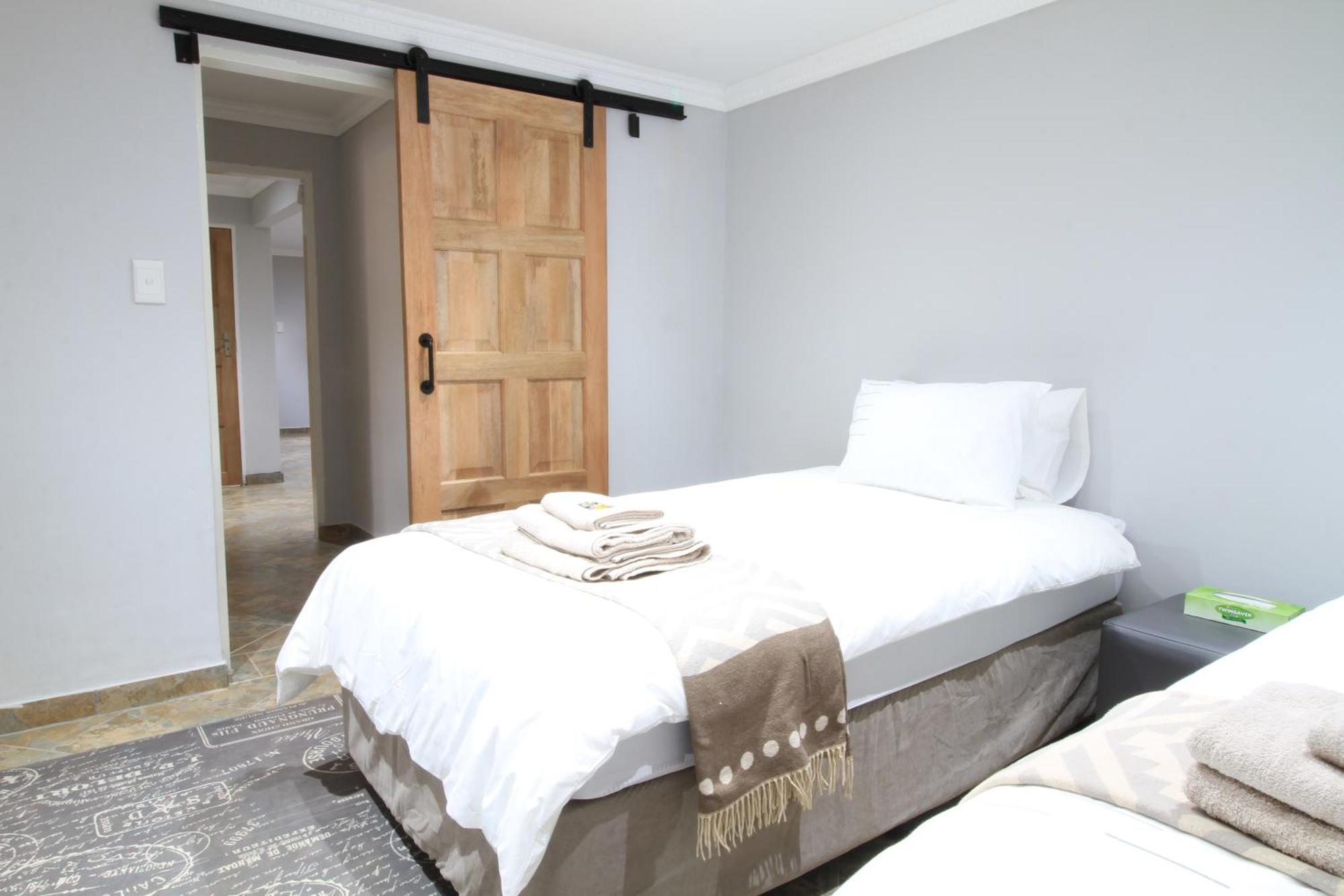 Apartamento 7 At Brainline Pretoria-Noord Exterior foto