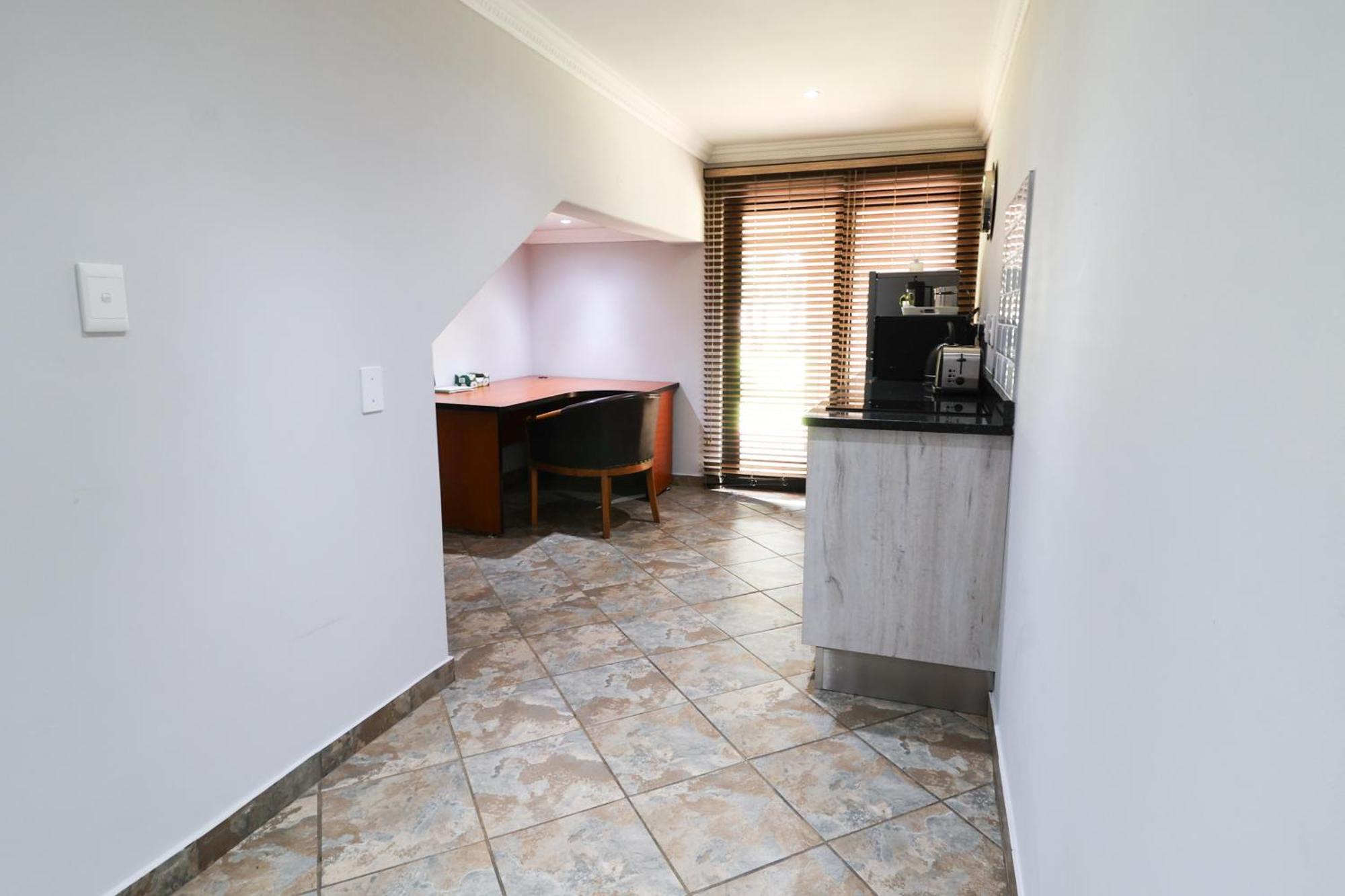 Apartamento 7 At Brainline Pretoria-Noord Exterior foto